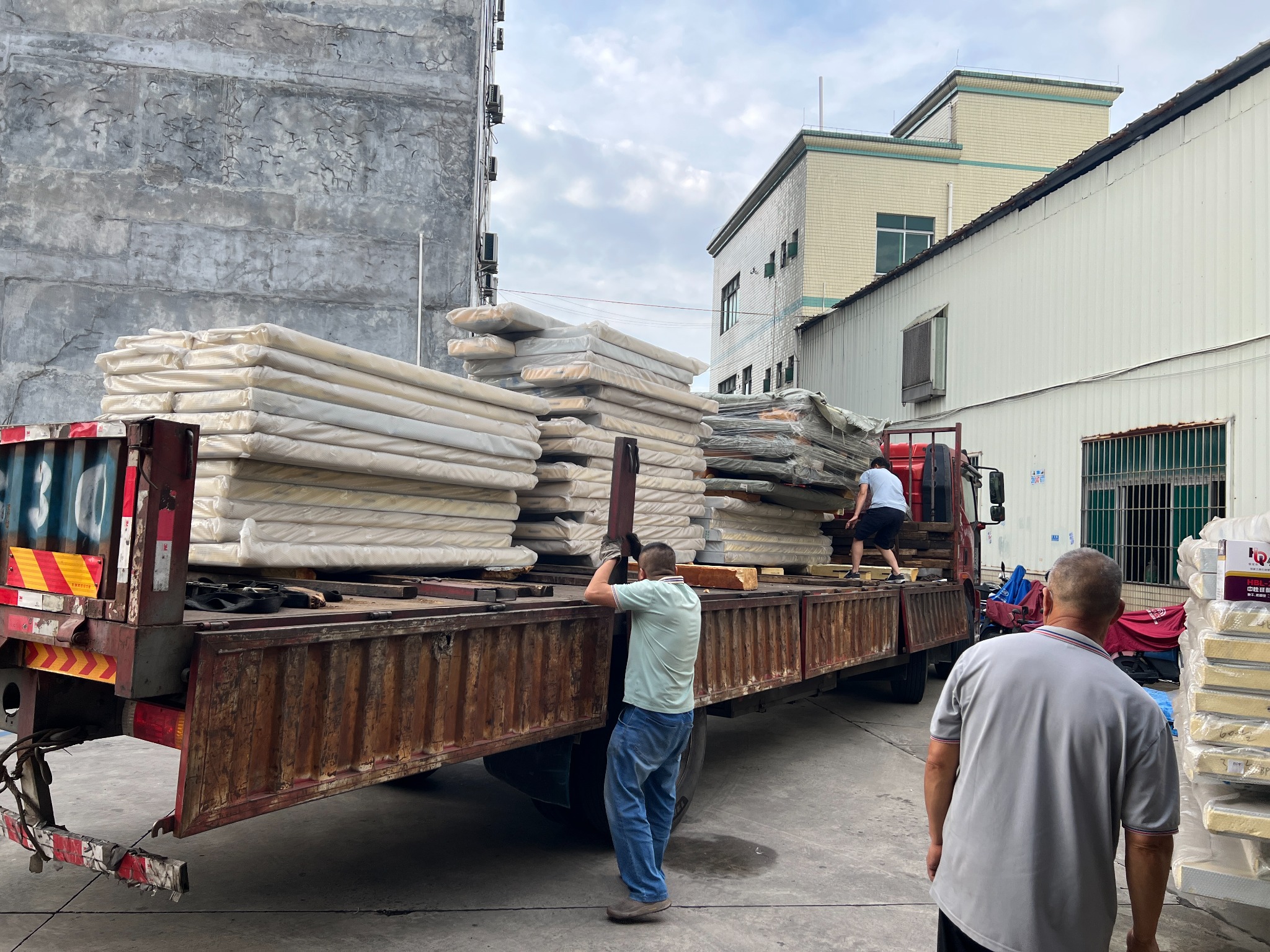 Factory shipment loading